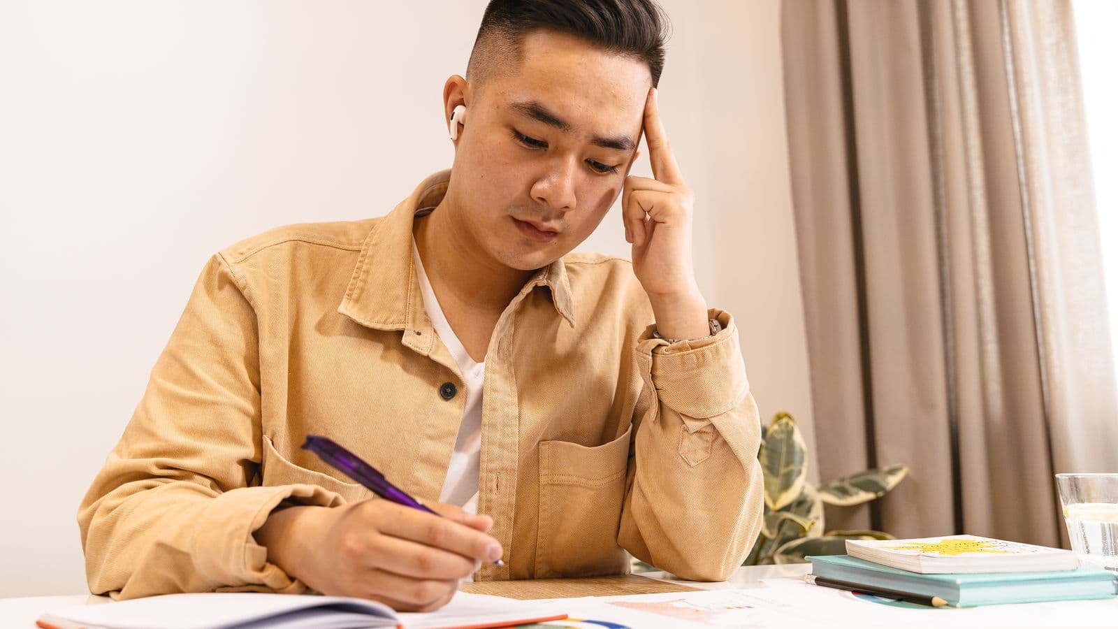 TOEFL Note Taking in 2026: Do You Still Need It, and What Should You Write Down?