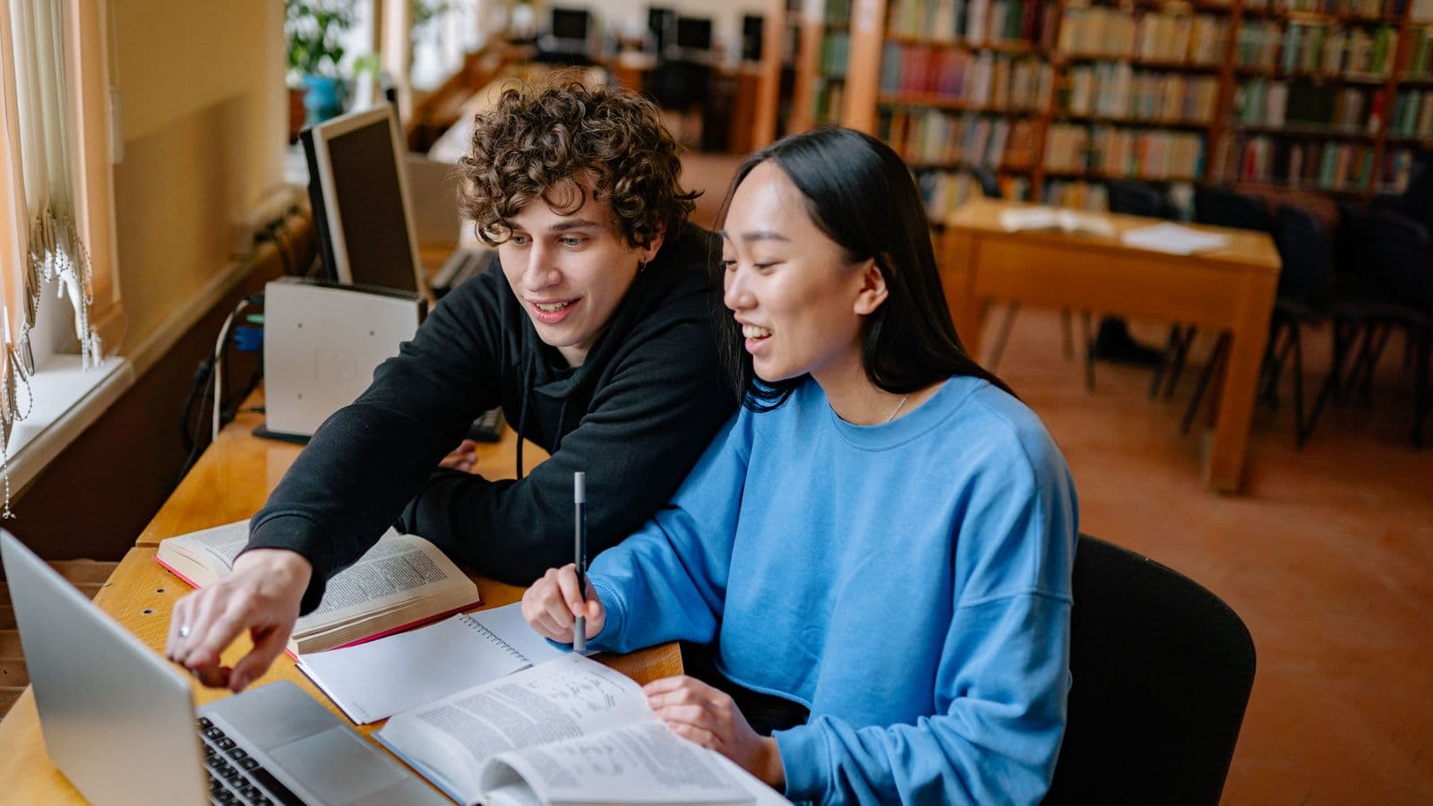 TOEFL Reading Tipps 2026: Strategien für jeden Aufgabentyp im adaptiven Format